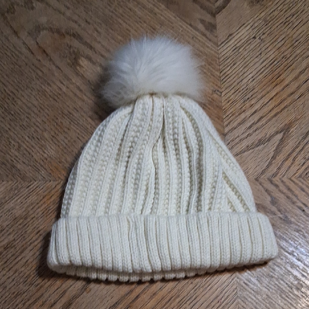 Toby Cream Pom Pom Hat